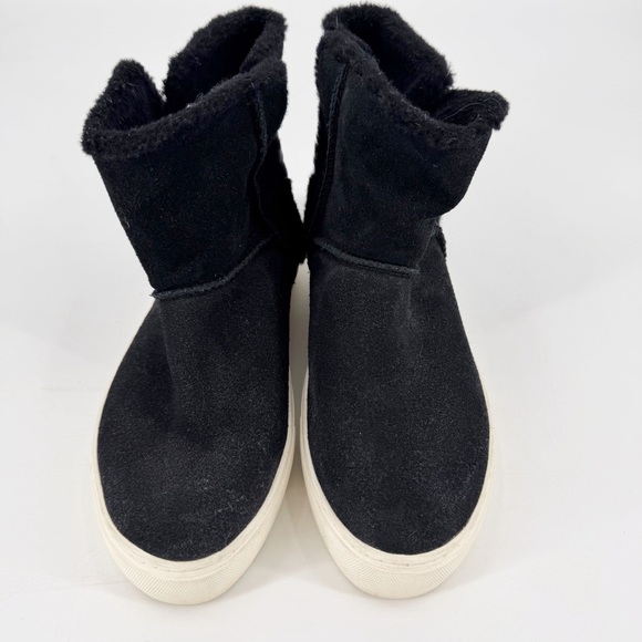 UGG Aika Sneaker Boots Black Suede Buckle Detail Above Ankle Size 8